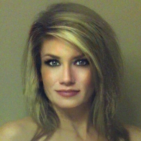 Meet your Posher, Kimberly - Picture 1 of 1